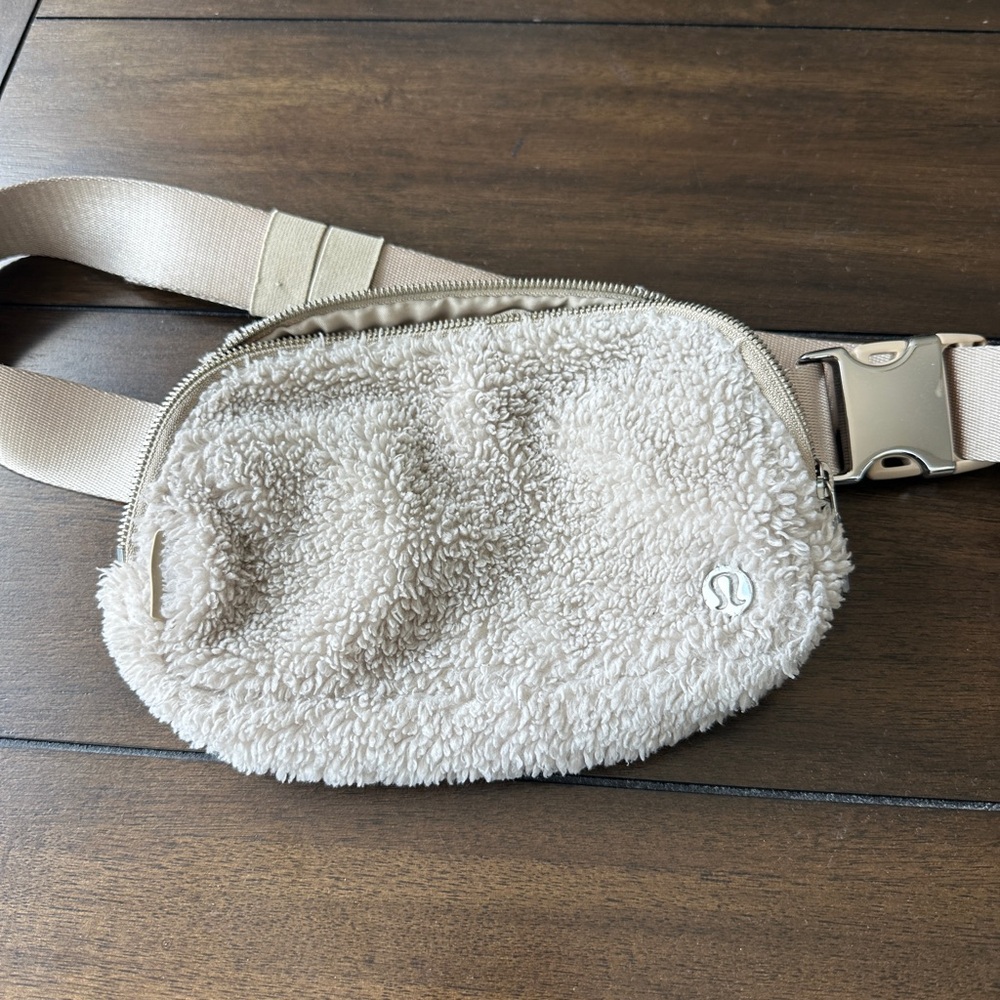 lululemon athletica Tan Fleece Belt Bag